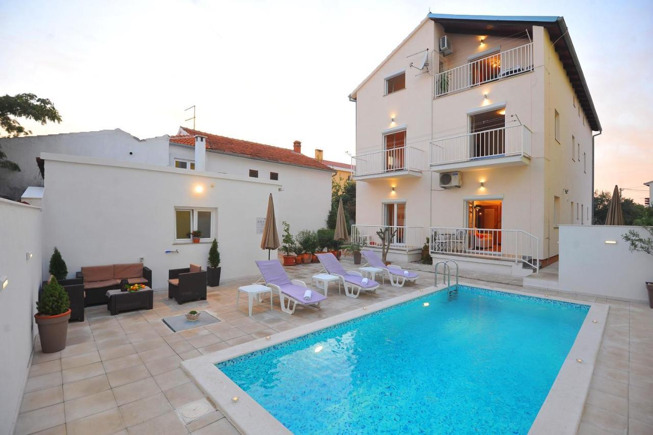 זאדאר Apartman Miki Borik מראה חיצוני תמונה